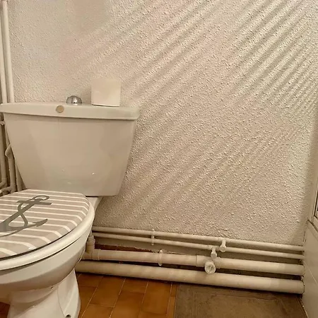 Apartmán Proche De La Plage, A 12 Min A Pied Du Port, Place De Parking Bandol